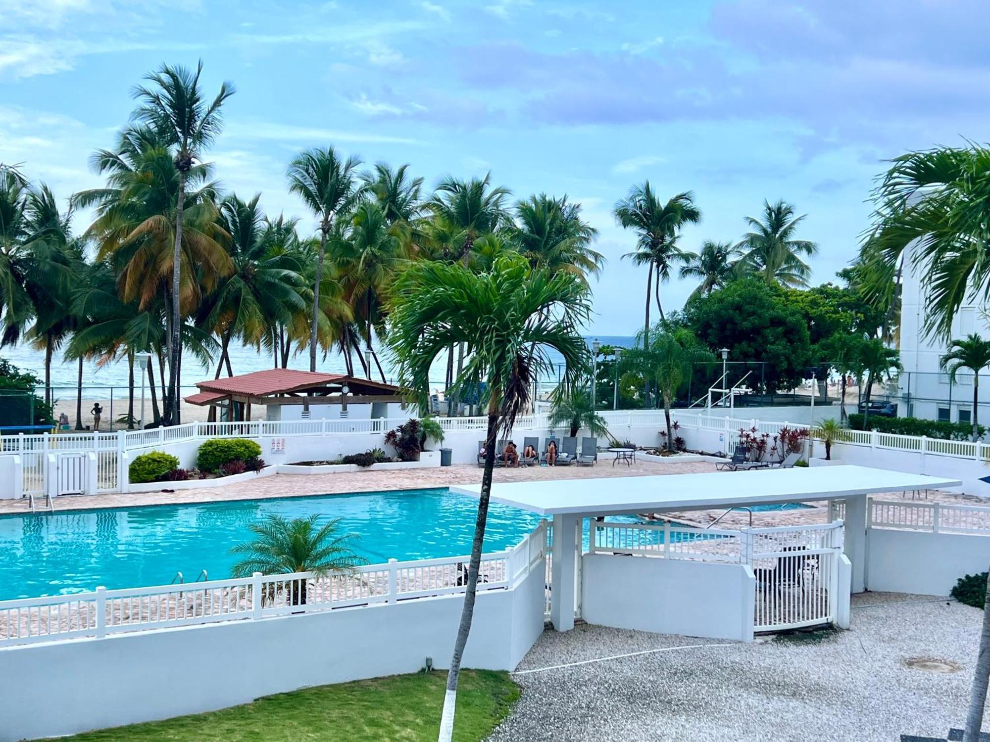 Beachfront Tropical Tantra Apartment San Juan Exterior photo
